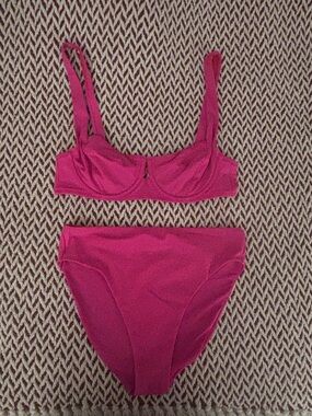 Victoria’s Secret 2 Piece Bikini Swimsuit Set 36C Top Medium Bottoms Pink